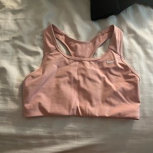 Nike medium sports bra